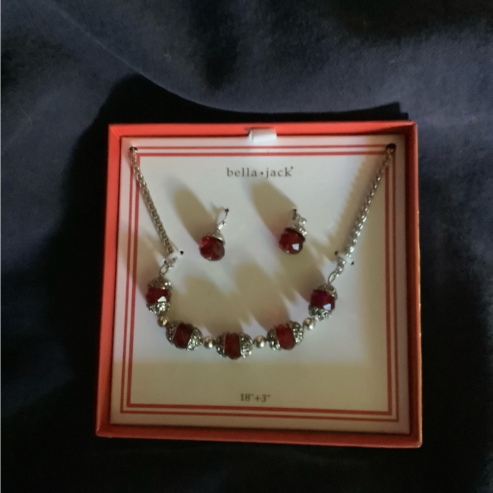 Bella Jack earring necklace set
